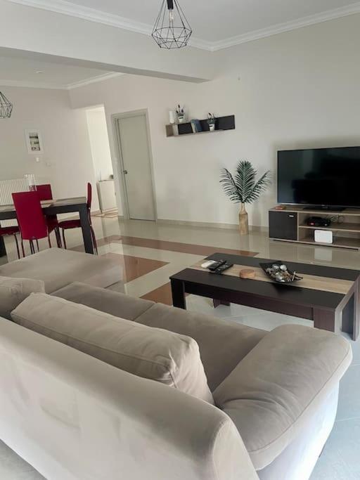 Mr. Sergio Apartment Ampavris Exteriér fotografie